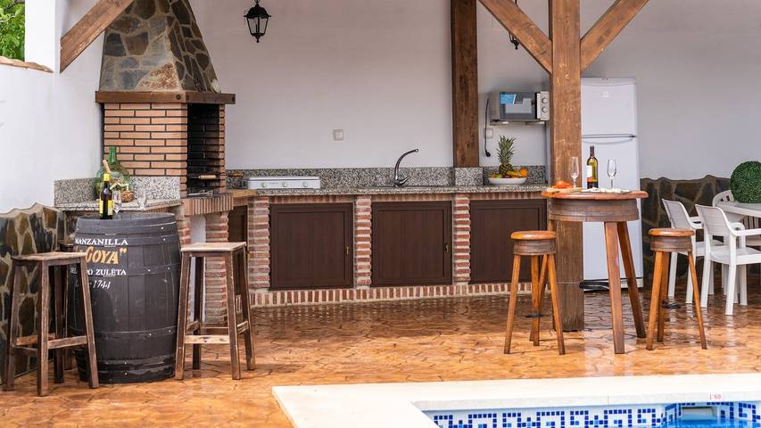 Chalet para 8 personas, con balcón/terraza y piscina en Parque natural de Los Alcornocales - 4