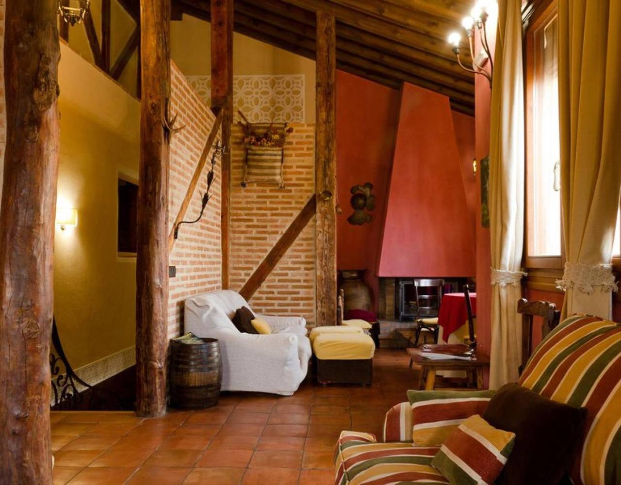 Gîte Rural « La Chatarrería De Ferreros » avec Vue sur la Montagne, Terrasse Privée et Wi-Fi in Otero de Herreros, Province de Ségovie