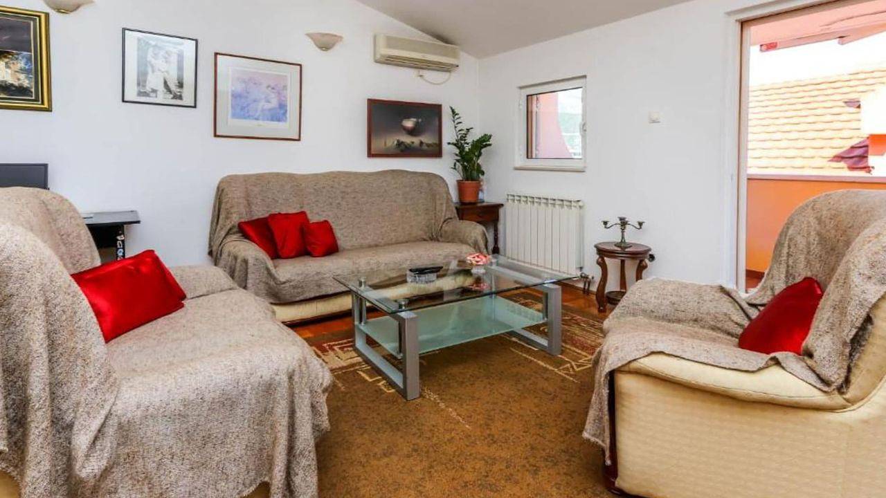 Apartamento vacacional entero, Ferienwohnung für 4 Personen (60 m²) in Budva in Budva, Municipio de Budva