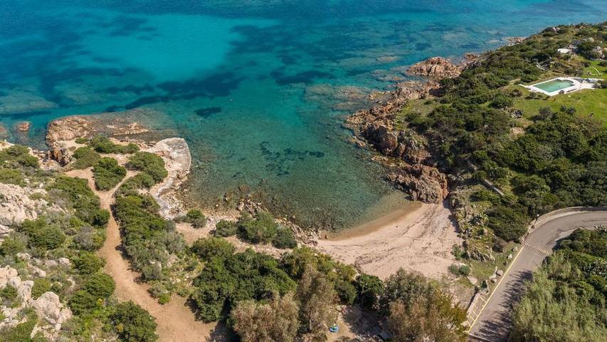 Villa pour 7 personnes, avec jardin et vue dans La Maddalena - 3