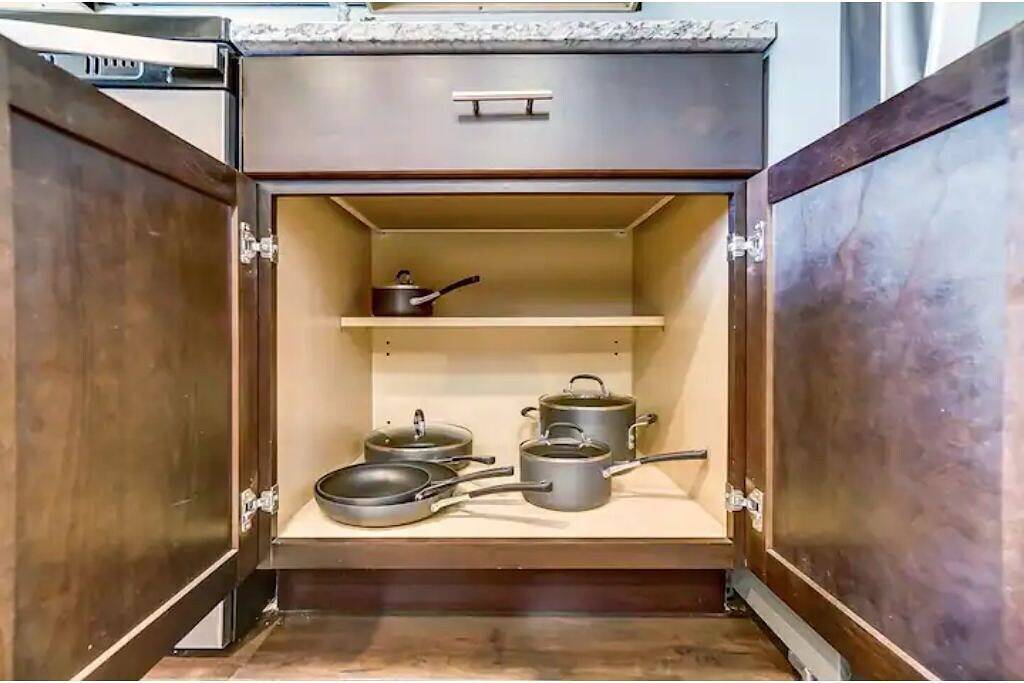 Ganze Wohnung, Oakley Square Sleeps 5-Fully Remodeled-Walkable in Cincinnati, Hamilton County (OH)