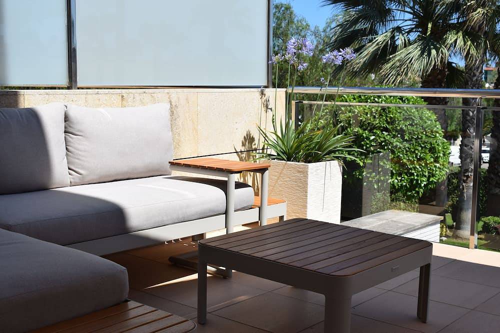 Ganze Wohnung, Klimatisiertes Apartment mit 3 Schlafzimmern, großer Terrasse und Gemeinschaftspool in Altafulla, Costa Dorada