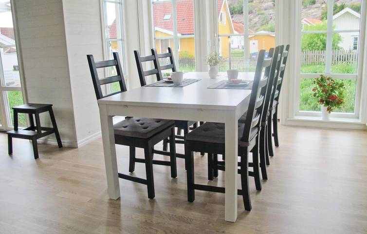 Hus för 6 Personer med trädgård in Norra Västkusten