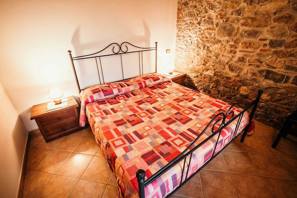 1 Ribocchi Ferienhaus: Zweizimmerwohnung Mit Pool, Meer, Thermen Und Mittelalterlichen Dörfern in Campiglia Marittima, Etruskische Küste