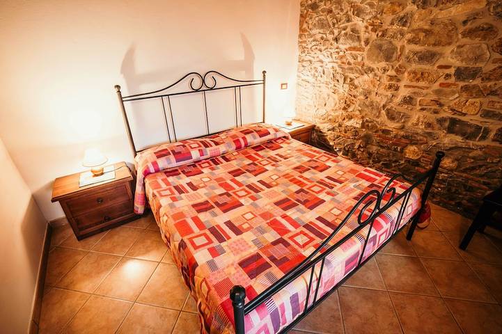 1 Casa Vacanze Ribocchi : Bilocale Con Piscina, Mare, Terme E Borghi Medioevali in Campiglia Marittima, Costa degli Etruschi
