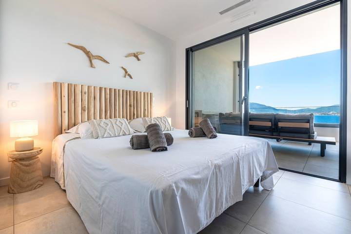 Gîte pour 4 personnes, avec terrasse dans Porticcio - 4