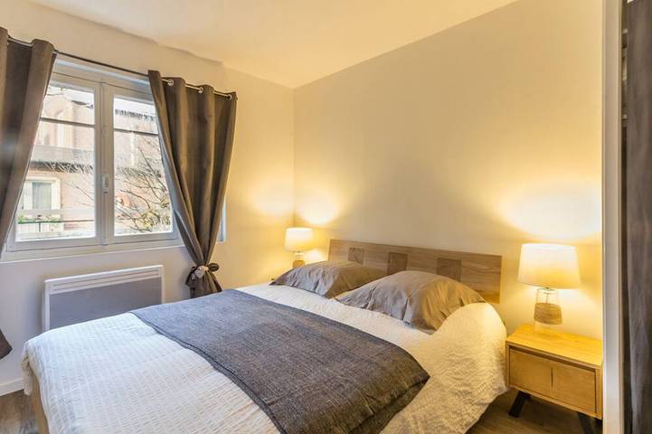 Location de vacances pour 10 personnes, avec jardin ainsi que terrasse et jacuzzi dans Office De Tourisme De Veules Les Roses - 2