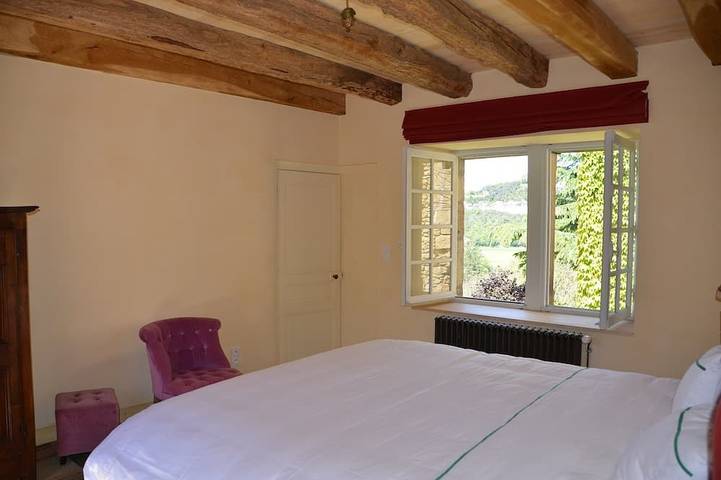 Location de vacances pour 8 personnes, avec jardin à Cénac-et-Saint-Julien - 4