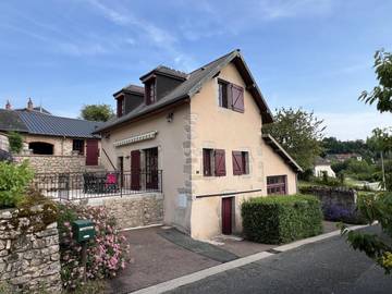 Gîte pour 7 personnes, avec jardin et terrasse à Saint-Léger-sous-Beuvray