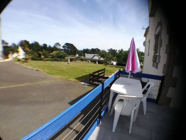 Location de vacances pour 3 personnes, avec terrasse et vue dans Plage Penvern - 2