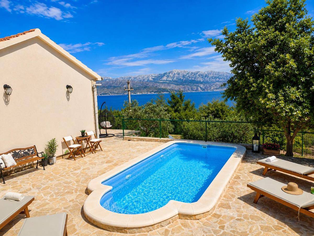 Secluded Holiday home Heritage in Postira, Brac