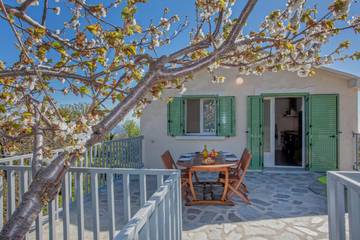 Gîte für 4 Personen, mit Terrasse auf Korsika