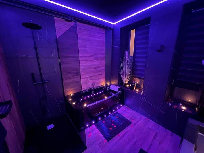 Location de vacances pour 2 personnes, avec terrasse ainsi que jacuzzi et sauna à Verviers - 2