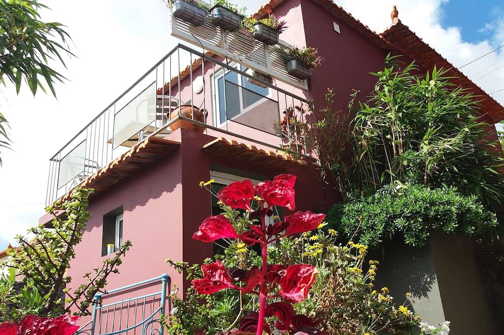 Casa De Campo para 4 Pessoas em Estreito da Calheta, Madeira