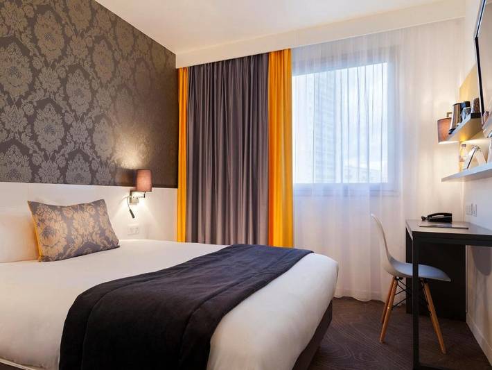 Hôtel pour 5 personnes, avec Terrasse à Saint-Pierre-des-Corps