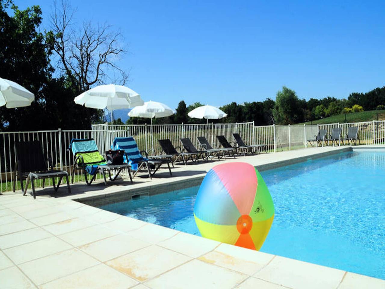 Apartamento entero, Estudio 2 personas in Sophia Antipolis, Region de Cannes