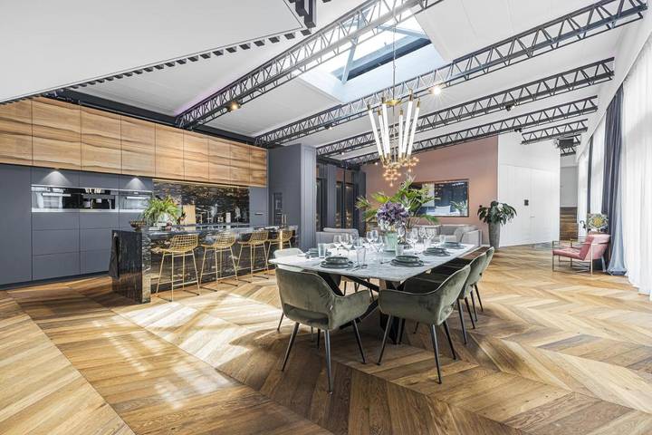 Location de vacances pour 8 personnes, avec terrasse ainsi que jacuzzi et sauna à Munich