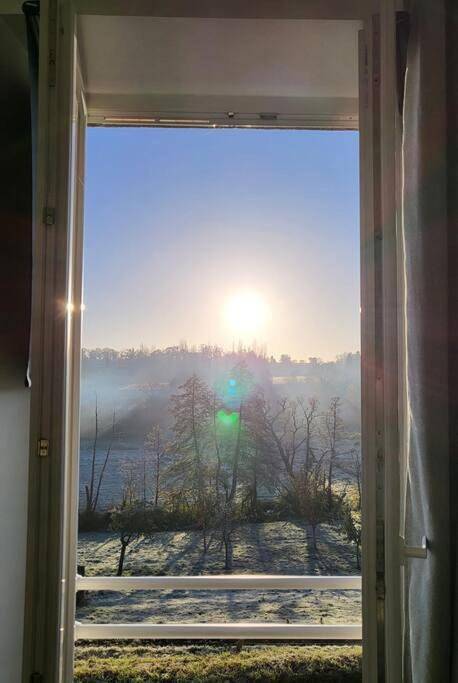 Location de vacances pour 4 personnes, avec vue ainsi que terrasse et jardin à Cerisy-Belle-Étoile - 2