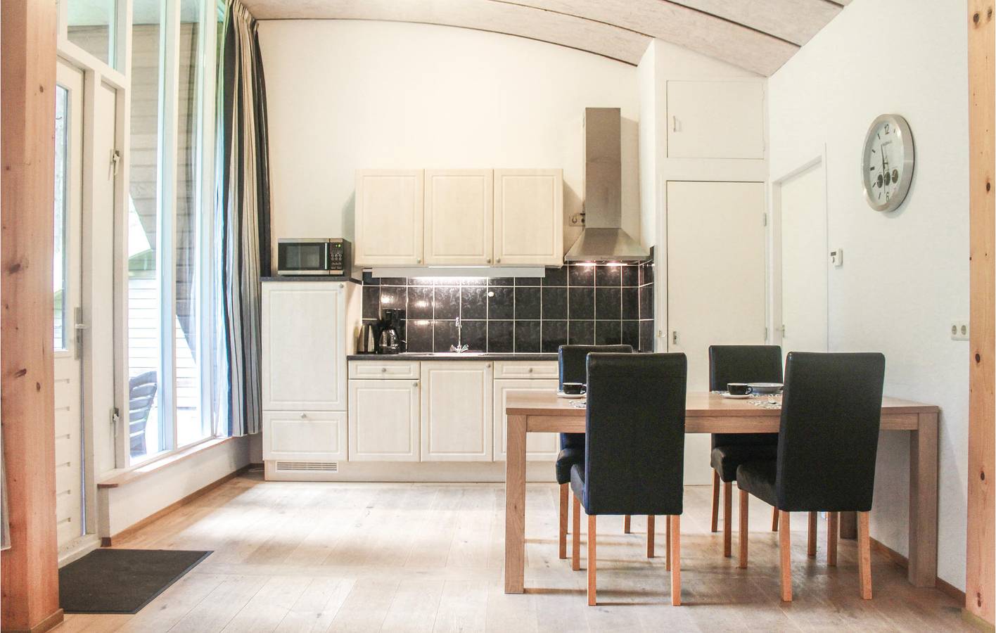 Ferienhaus für 4 Personen mit Garten in Regio Zwolle