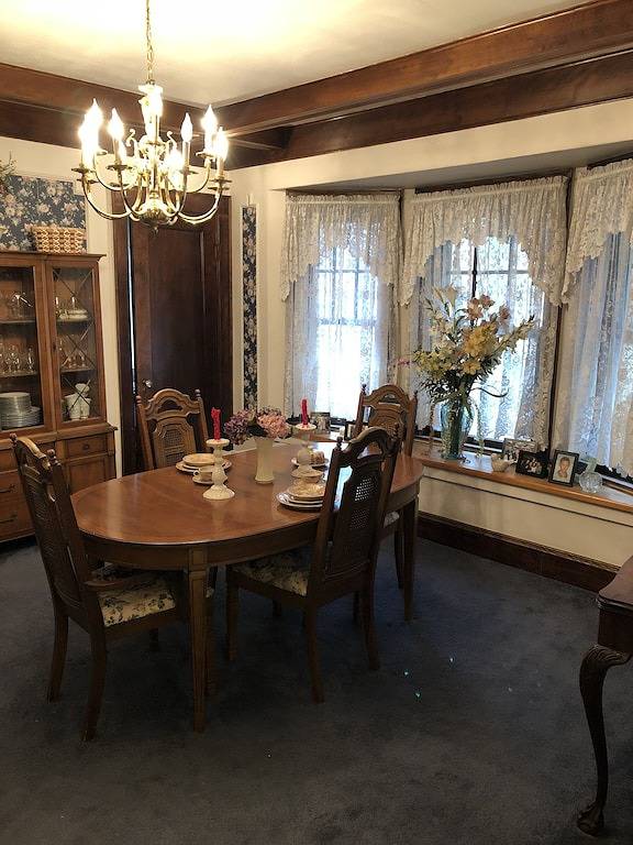 Schönes großes Kolonialhaus in Syracuse, Onondaga County