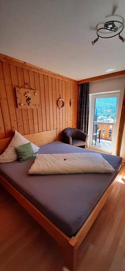 Pension Schwalbennestl in Mittenwald, Alpes bavaroises