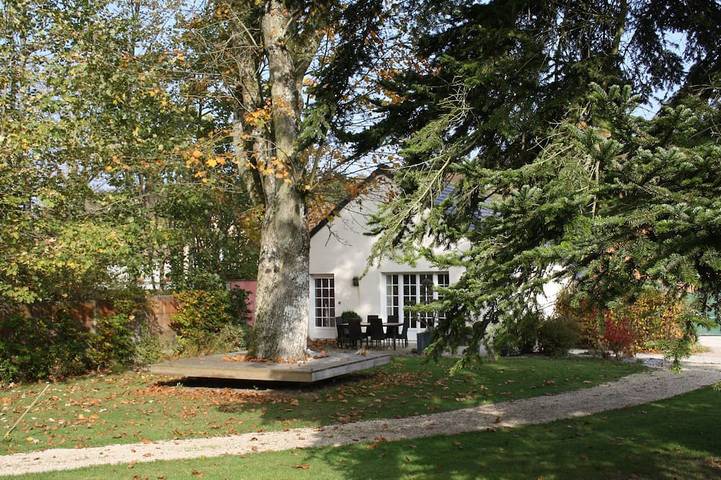 Location de vacances pour 4 personnes, avec terrasse et jardin dans Marne