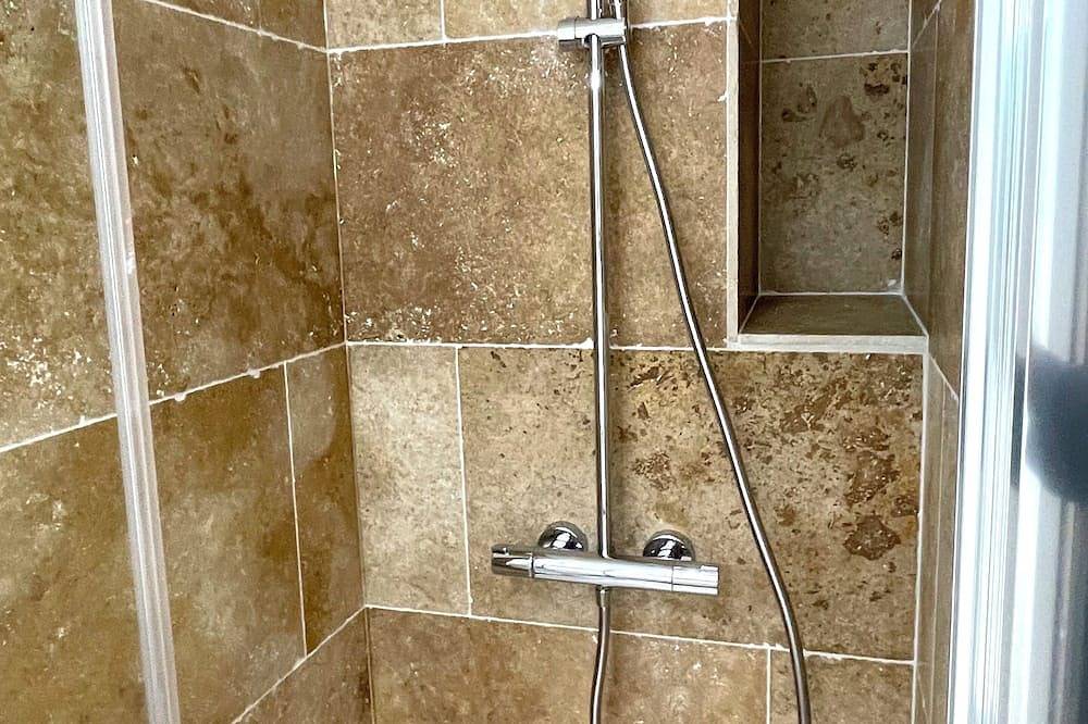 Ganze Wohnung, Superb 4-room apartment completely renovated in Chennevières-sur-Marne, Val-de-Marne