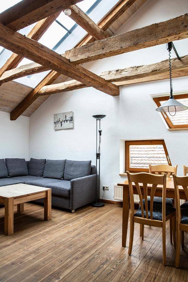 Ferienwohnung für 4 Personen, mit Balkon und Terrasse sowie Ausblick in Efringen-Kirchen