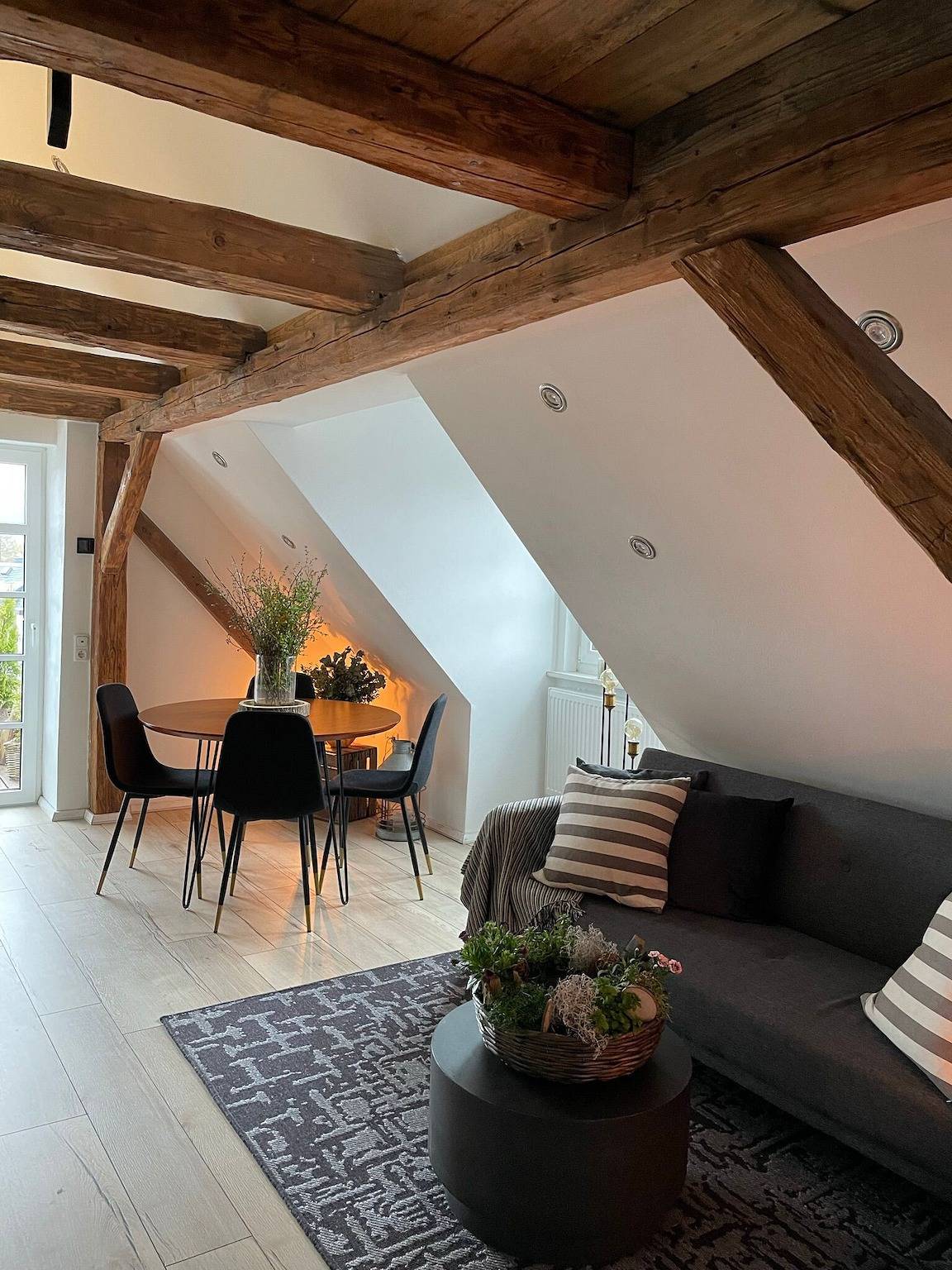 Ganze Wohnung, Apartment 'Rosenzauber Loft' mit privatem Garten, Balkon und Wlan in Weißenstadt, Landkreis Wunsiedel im Fichtelgebirge