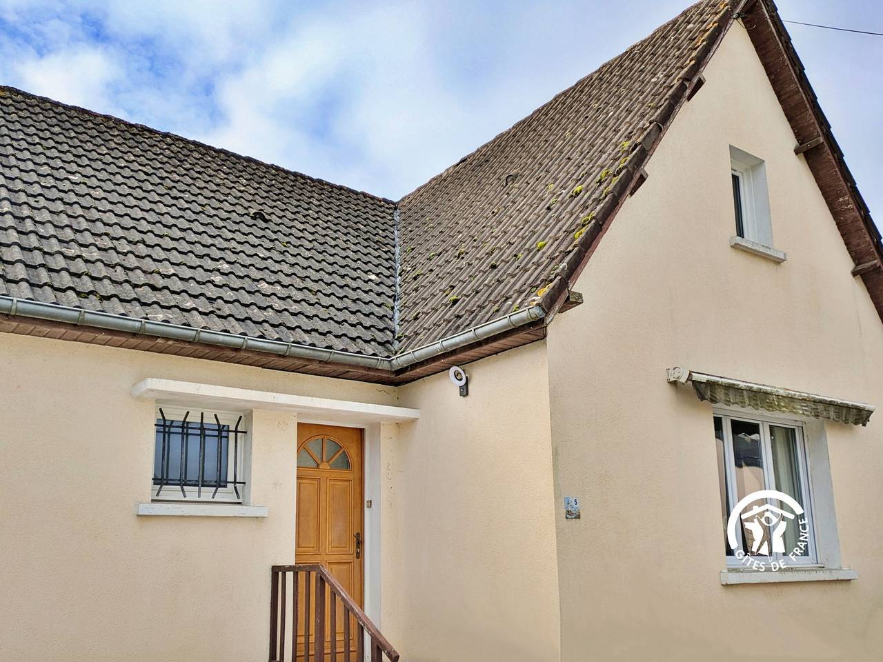 Gîte lumineux à Sainte Suzanne avec jardin, 3 chambres, wifi in Sainte-Suzanne, Mayenne