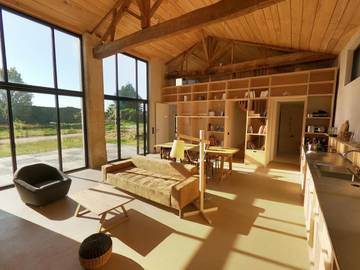 Gîte pour 5 personnes, avec piscine ainsi que vue et jardin à La Gripperie-Saint-Symphorien