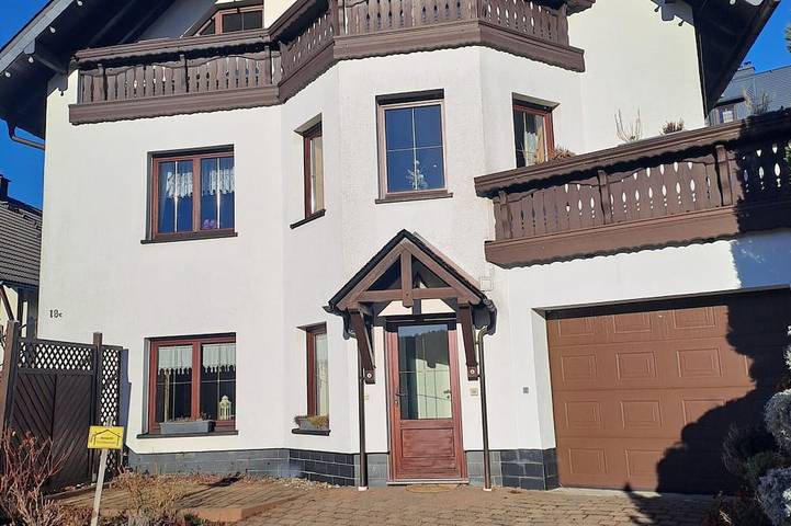 Ferienwohnung für 3 Personen, mit Balkon und Garten - 1