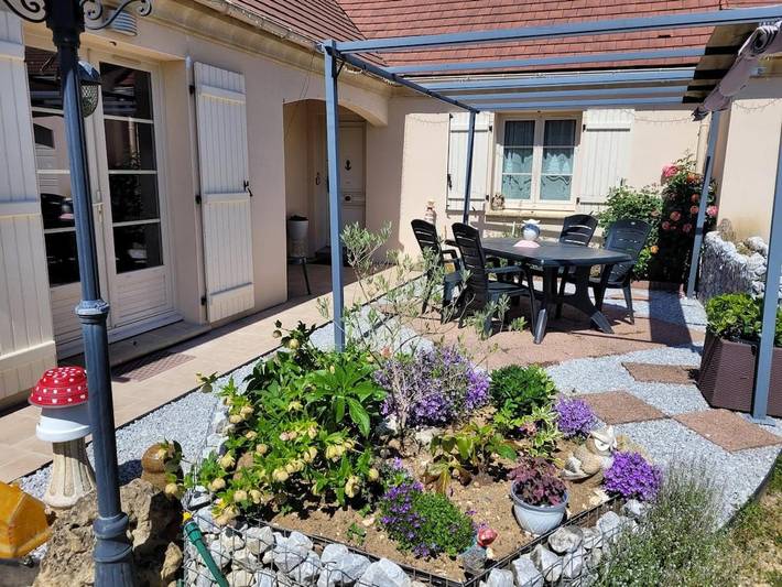 Location de vacances pour 4 personnes, avec Terrasse et Jardin à Michery
