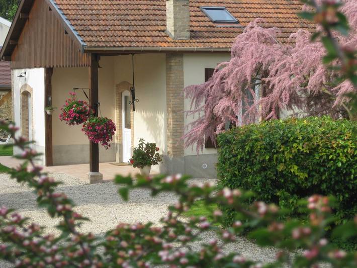 Gîte pour 4 personnes, avec Terrasse et Jardin