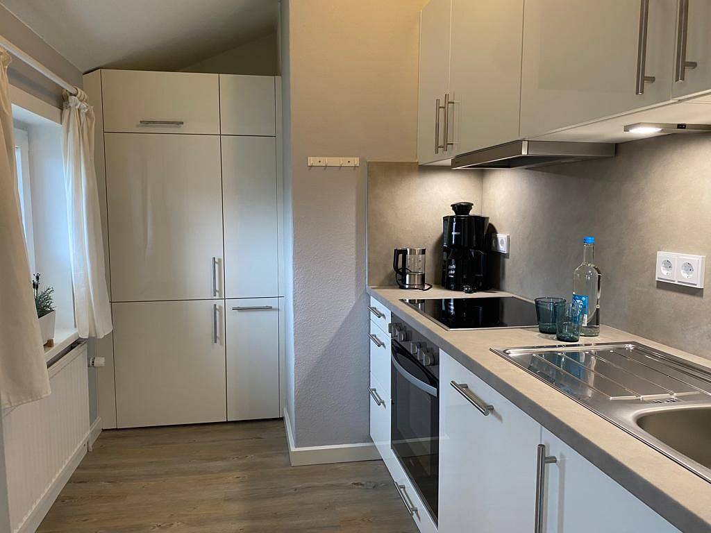 Ganze Wohnung, Ruhig gelegen, nur wenige Schritte zum Strand. in Wenningstedt, Sylt