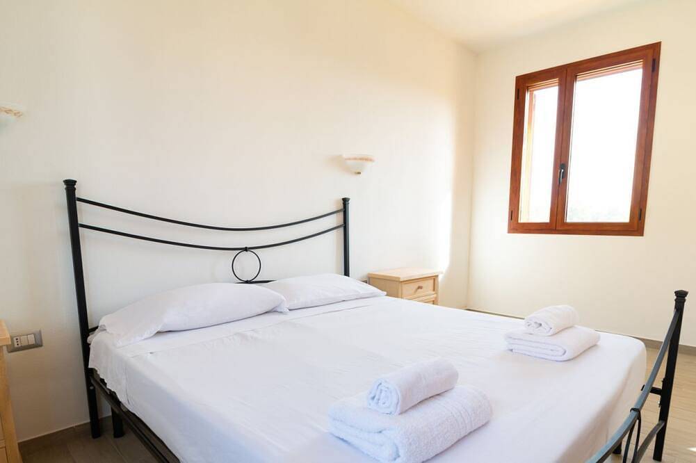 Yellow House in Torregrande, Oristano