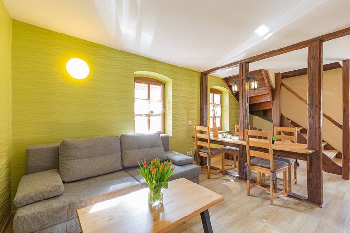 Ferienwohnung für 4 Personen, mit Garten in Naumburg