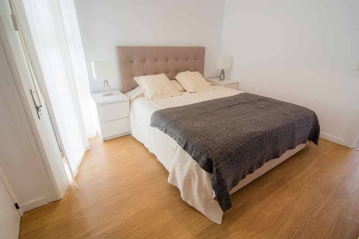 Ganze Wohnung, Ferienwohnung für 3 Personen mit Balkon in São Martinho, Madeira