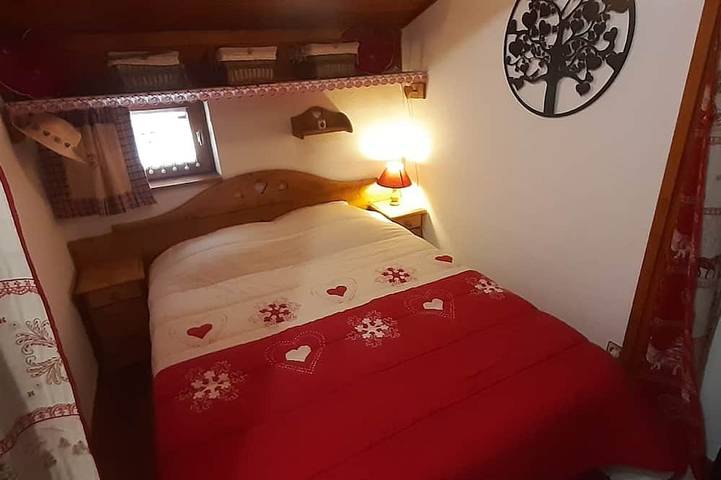 Appartement entier, Apt 4 pers à Praz sur Arly, plein sud, avec vue sur les pistes, près du centre in Praz-sur-Arly, Pays du Mont-Blanc