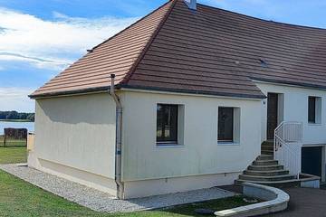 Gîte pour 6 personnes, avec jardin et terrasse à Mathaux