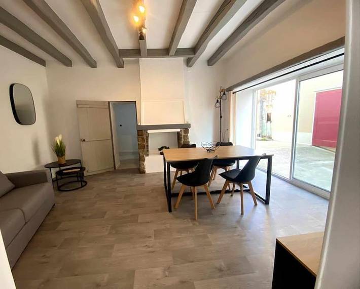 Location de vacances pour 6 personnes, avec balcon à Saint-Florent-le-Vieil - 2