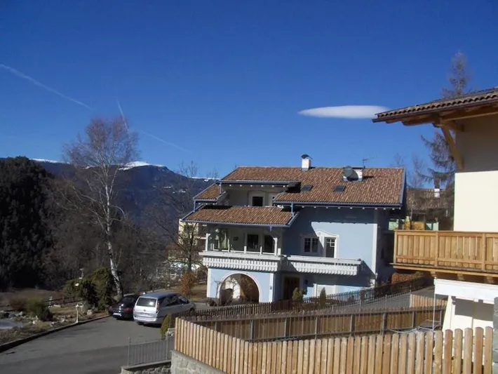 Apartamento de vacaciones para 3 personas, con jardín además de terraza y vistas - 1