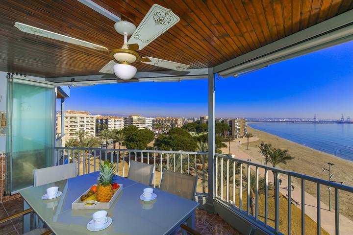 Gîte pour 7 personnes, avec terrasse dans La Pineda - 2