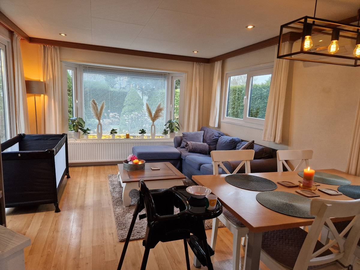Dij114 Knus chalet met alle gemakken in bosrijke omgeving in Veluwe