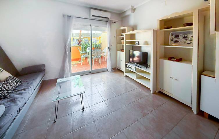 Appartement de vacances entier, Appartement confortable près de Playa de La Mata - Wi-Fi, climatisation, terrasse et parking in Guardamar del Segura, Costa Blanca