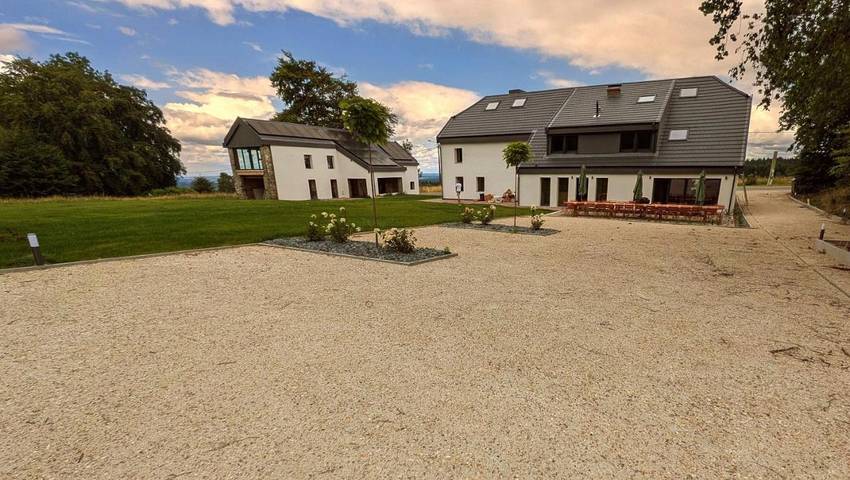 Maison de vacances pour 30 personnes, avec terrasse à Spa