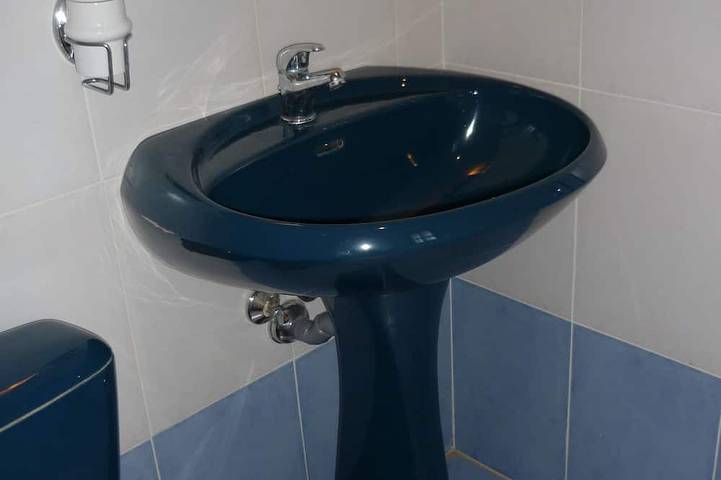 Gîte pour 2 personnes, avec piscine ainsi que terrasse et jardin à Saint-Martial-de-Nabirat - 4