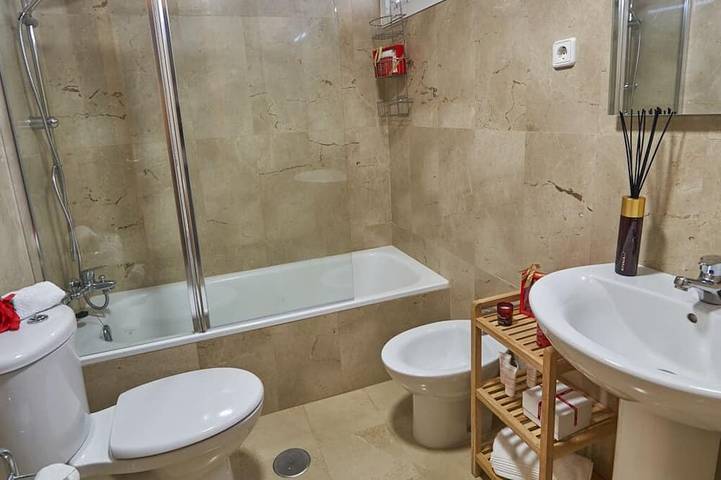 Entire apartment, Beachfront apartment, with pool and urban areas. Zarati in Isla Cristina, Costa de la Luz