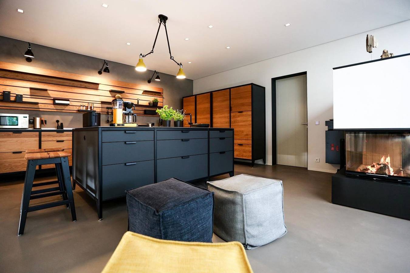 Exklusives Landloft in Schlagsdorf: Stilvoller Komfort mit eigenem Saunahaus und großem Garten in Schlagsdorf ( Fehmarn), Fehmarn