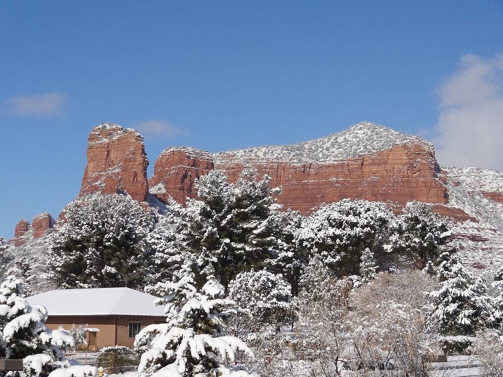 Ganze Wohnung, Atemberaubende Red Rock Ansichten, neu renoviert, beste Lage und immer sauber! in Oak Creek, Oak Creek Canyon
